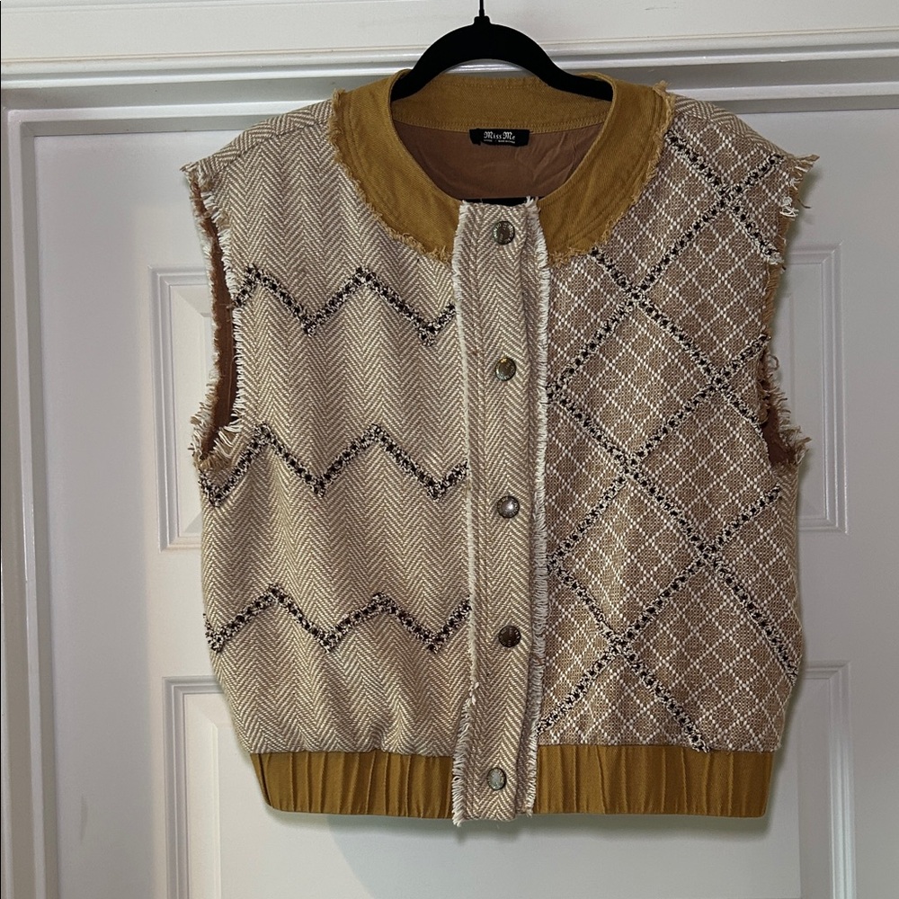 Miss Me Patterned Knit Vest with Snap Button Front, size L